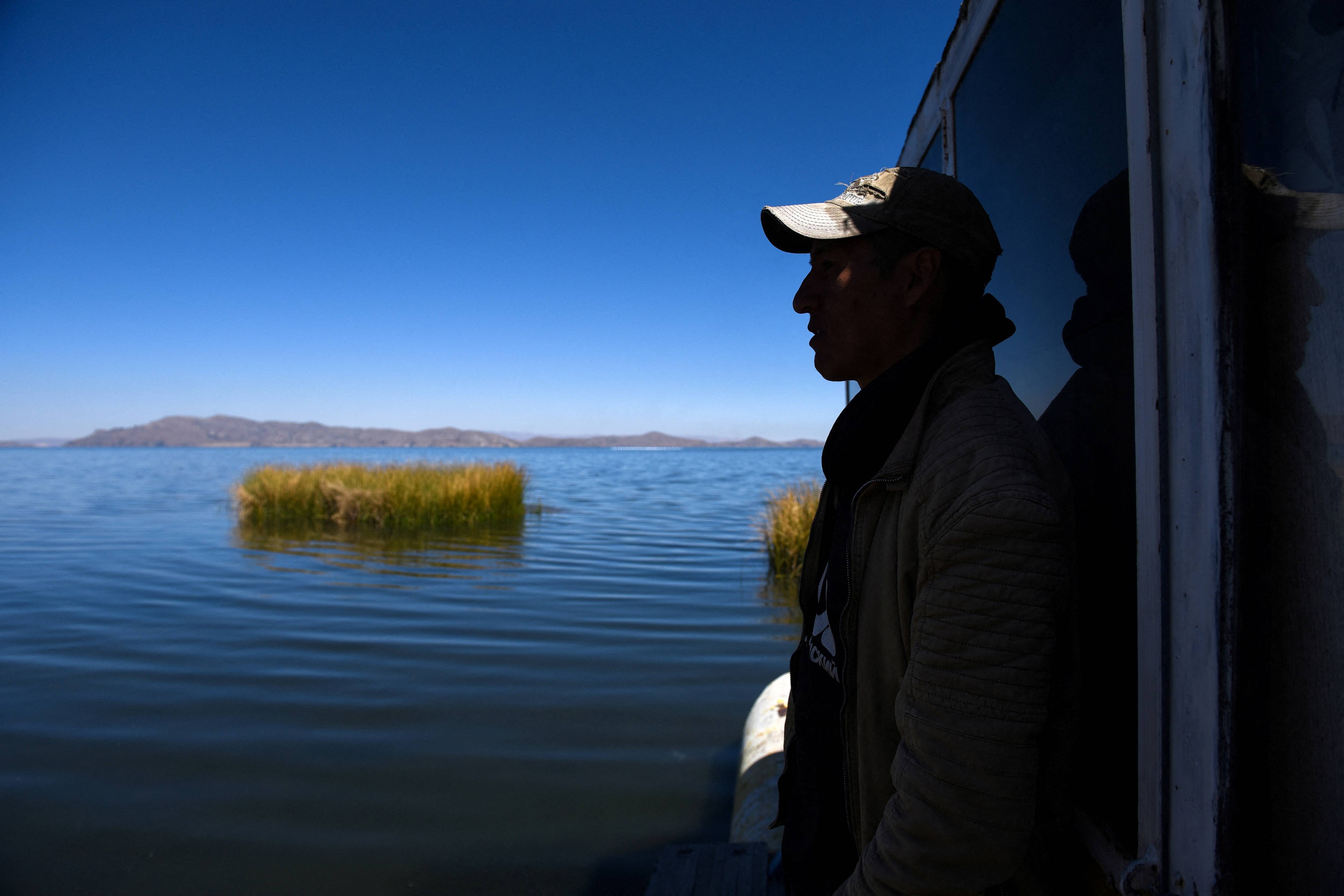 Lake Titicaca water level drops due to lack of rain in the entire altiplano, in Huarina